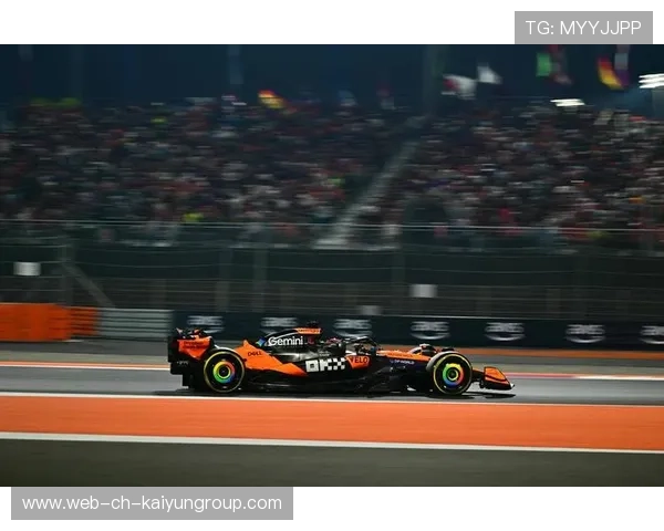 F1日本大奖赛：维斯塔潘成功逆转，汉密尔顿遗憾落败